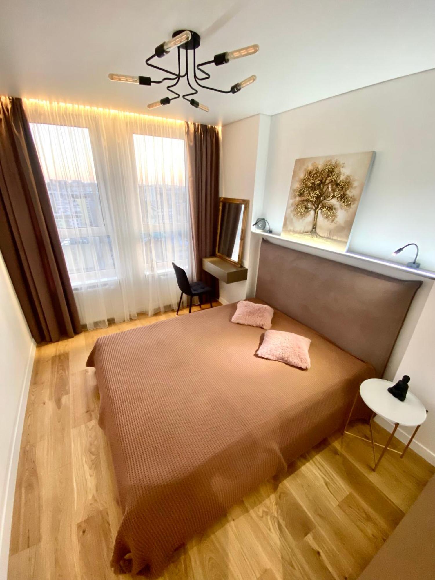 View Apartment Семицвіт Львов Экстерьер фото