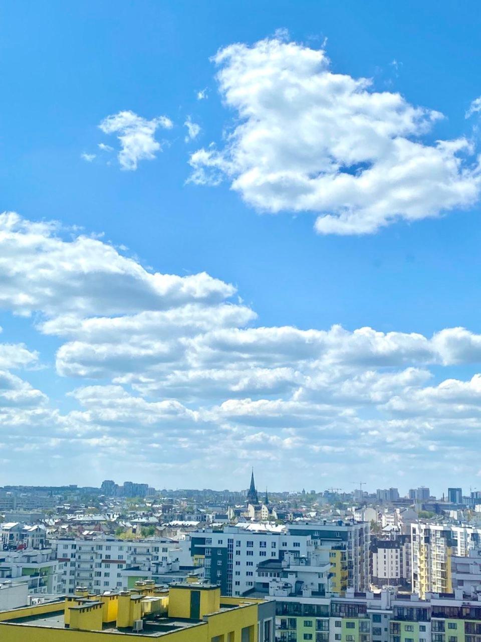 View Apartment Семицвіт Львов Экстерьер фото